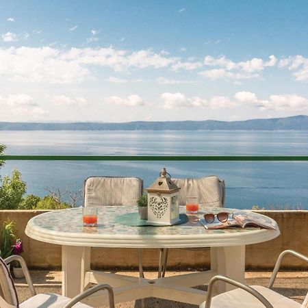 Awesome Home In Podgora With Kitchen Екстериор снимка